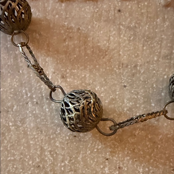 Antique 1880/1920 Elegant Silver Filigree ball & chain Necklace 15” - Picture 2 of 3